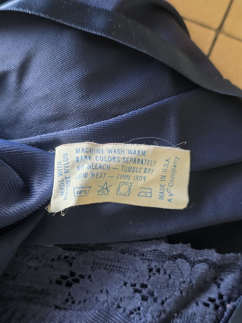 Vintage Vanity Fair  Nylon Antron III Slip Dress 34L Blue Lace Trim Romantic - Picture 12 of 14